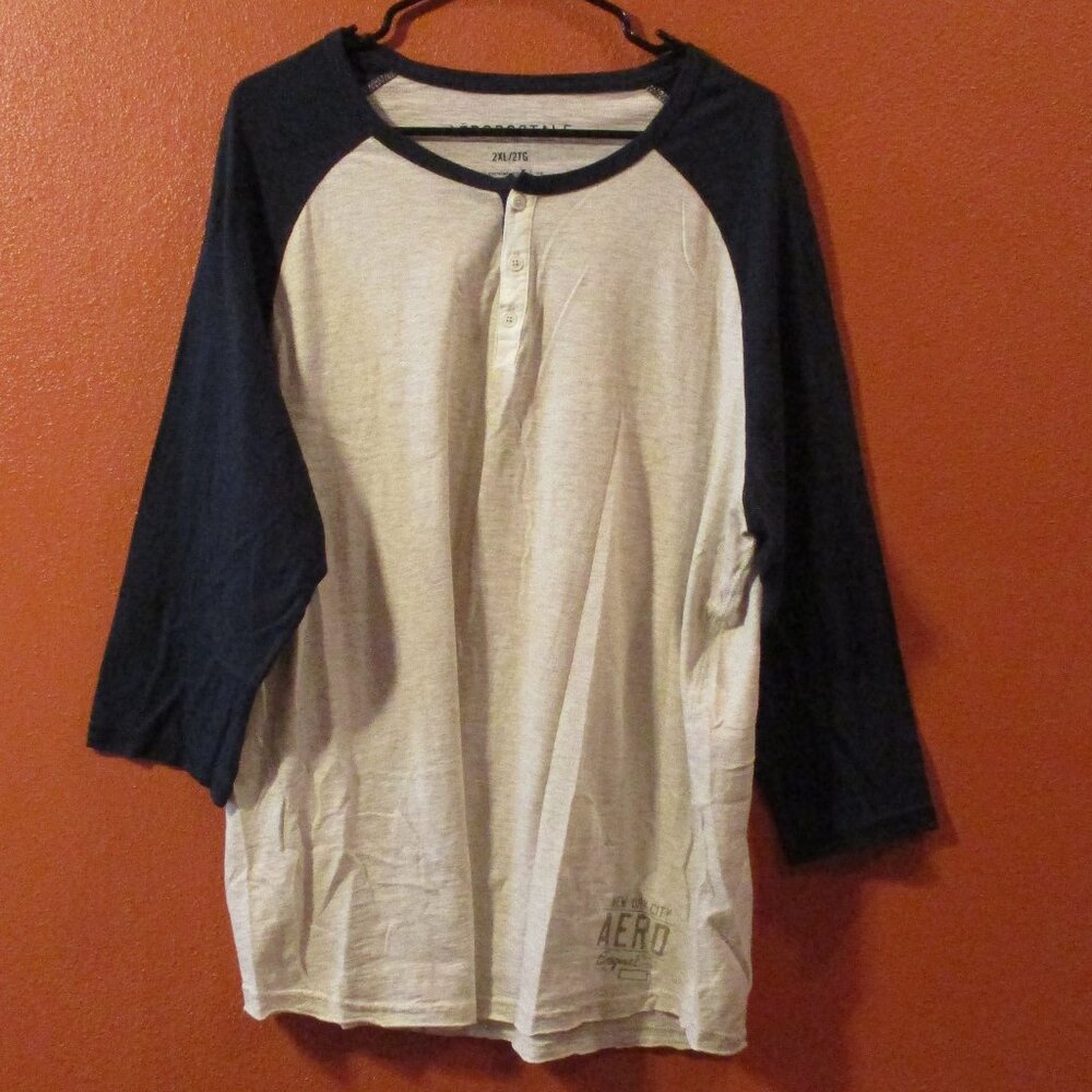 Aeropostale Shirt Men 2X Large Blue Light Gray Travel Vacation Outdoors Shirt